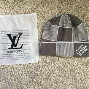 DISCOUNTED *LATEST* LOUIS VUITTON BEANIE